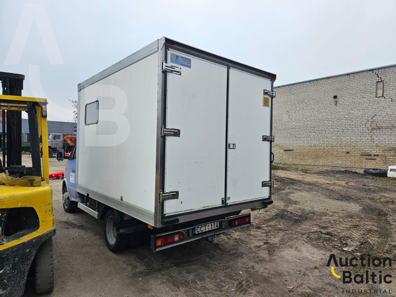 GAZ Gaz 3302 - Van box: gambar 3 GAZ Gaz 3302 - Van box: gambar 3