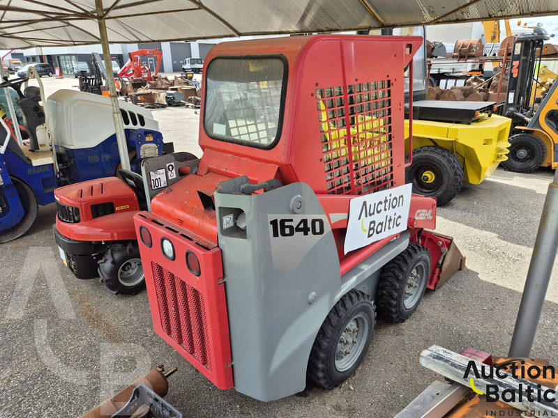 Gehl 1640 - Skid steer: gambar 3 Gehl 1640 - Skid steer: gambar 3