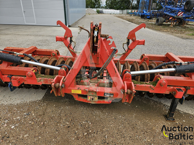 Gregoire Besson Gregoire-Besson DLRE 600 - Rol pertanian: gambar 5 Gregoire Besson Gregoire-Besson DLRE 600 - Rol pertanian: gambar 5