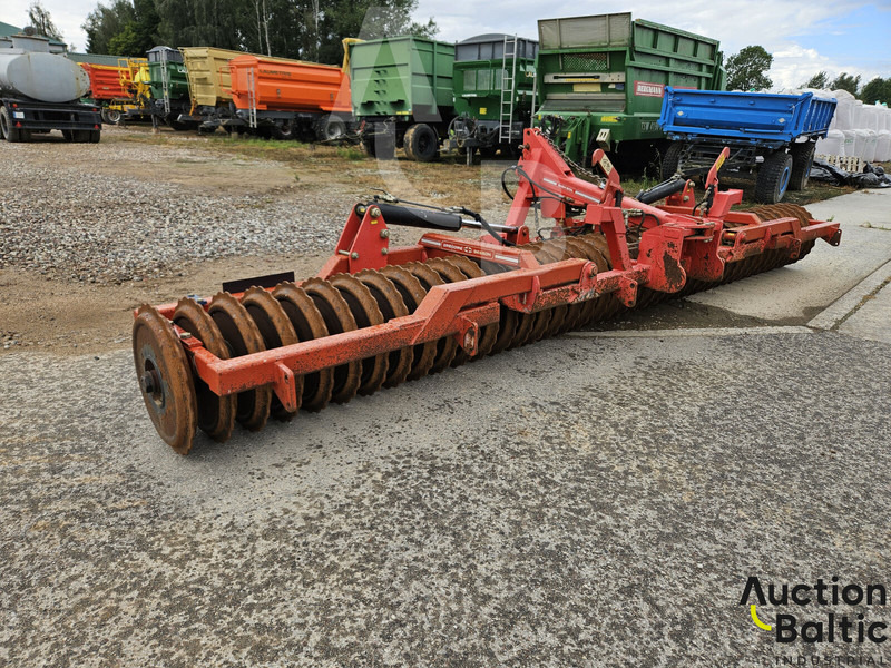 Gregoire Besson Gregoire-Besson DLRE 600 - Rol pertanian: gambar 4 Gregoire Besson Gregoire-Besson DLRE 600 - Rol pertanian: gambar 4