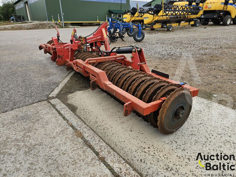 Gregoire Besson Gregoire-Besson DLRE 600 - Rol pertanian: gambar 3 Gregoire Besson Gregoire-Besson DLRE 600 - Rol pertanian: gambar 3