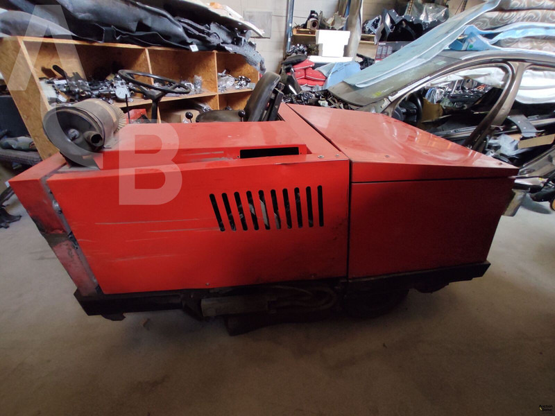 Hako Jonas 1500 - Penyapu jalan: gambar 4 Hako Jonas 1500 - Penyapu jalan: gambar 4