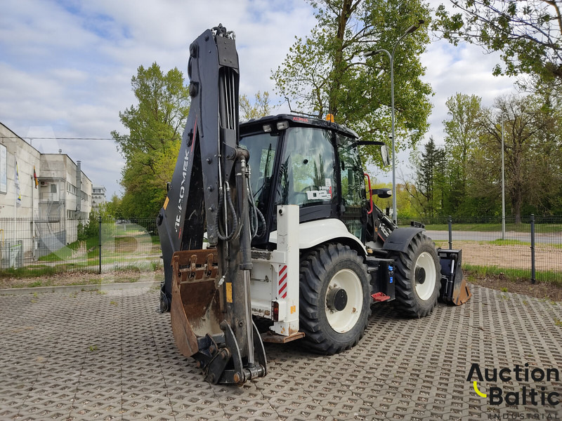 Hidromek HMK 102 S - Backhoe loader: gambar 4 Hidromek HMK 102 S - Backhoe loader: gambar 4