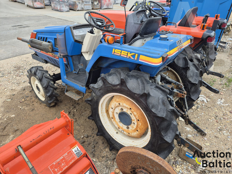 Iseki TU 200 - Traktor: gambar 3 Iseki TU 200 - Traktor: gambar 3