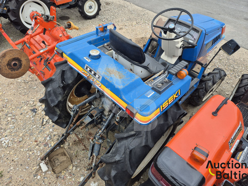 Iseki TU 200 - Traktor: gambar 4 Iseki TU 200 - Traktor: gambar 4