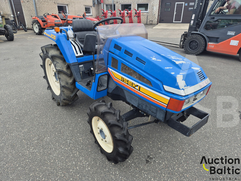 Iseki TU 205 - Traktor: gambar 2 Iseki TU 205 - Traktor: gambar 2