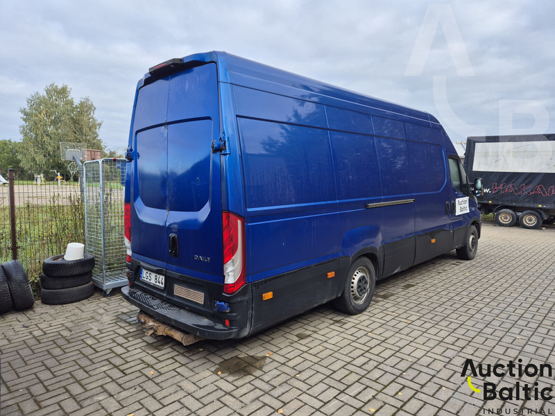 Iveco 35S17 - Van panel: gambar 3 Iveco 35S17 - Van panel: gambar 3