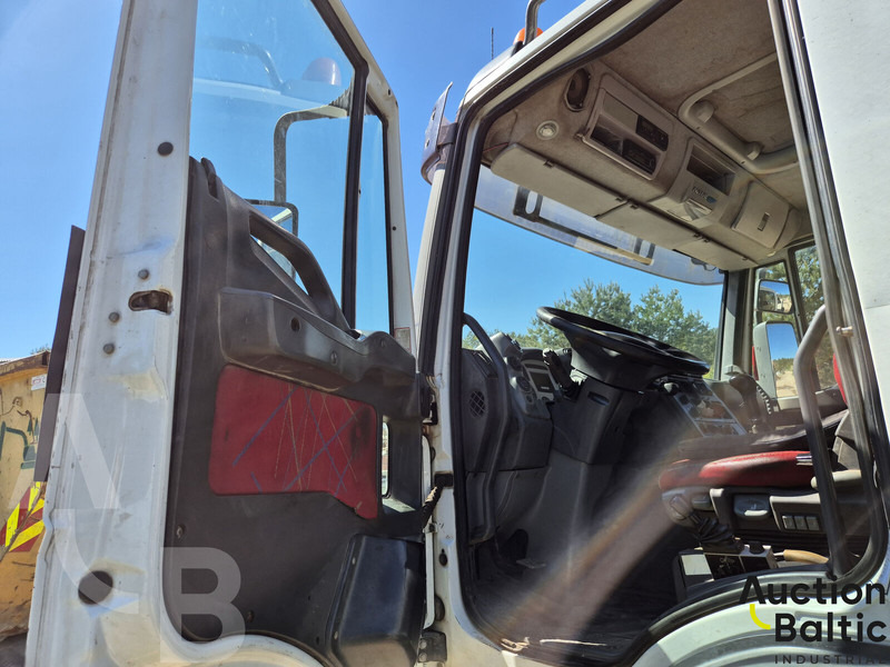 Iveco AD 260T - Truk jungkit: gambar 5 Iveco AD 260T - Truk jungkit: gambar 5