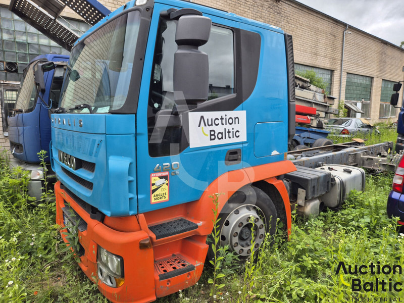 Iveco AT190S42/FP CT - Truk sasis: gambar 1 Iveco AT190S42/FP CT - Truk sasis: gambar 1