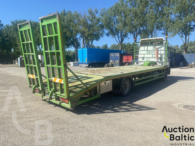 Iveco ML 120E22 - Truk flatbed: gambar 4 Iveco ML 120E22 - Truk flatbed: gambar 4