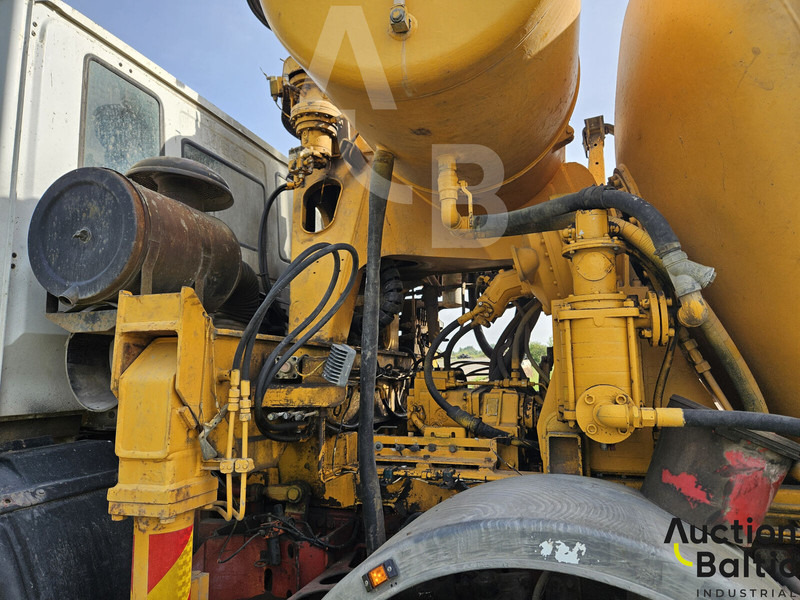 Pompa beton stasioner Iveco Magirus: gambar 17