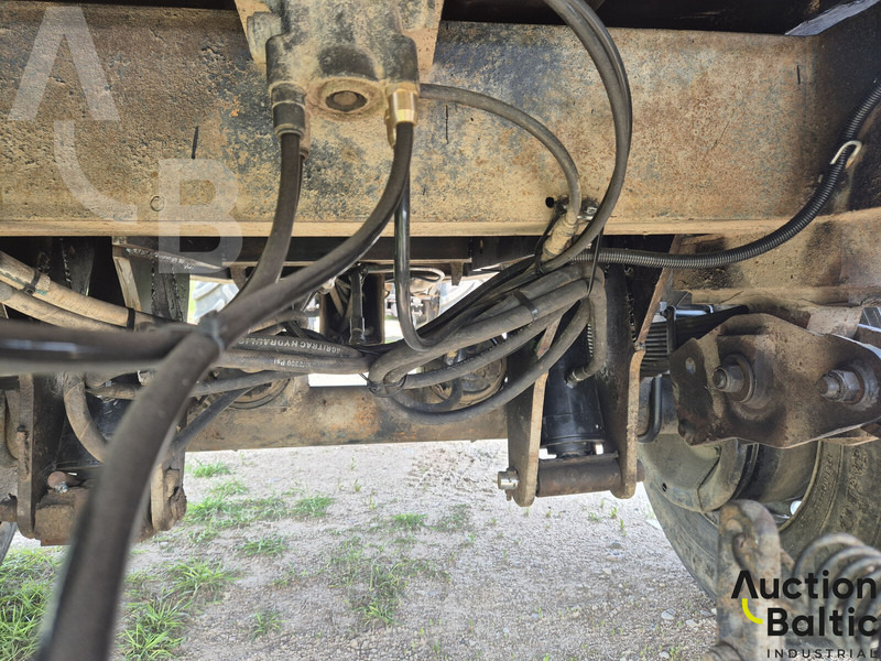Traktor JCB Fastrac 3220: gambar 20