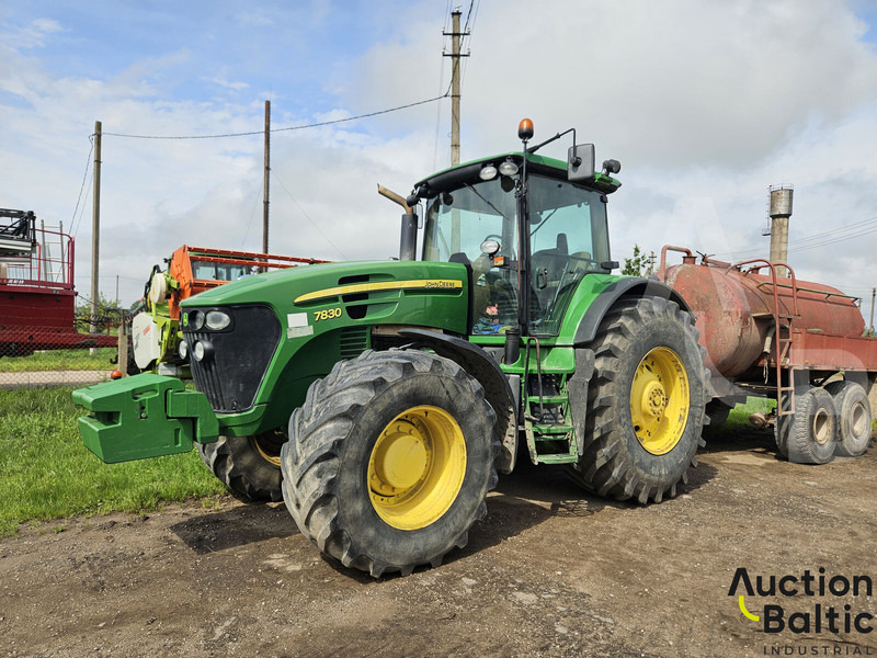 John Deere 7830 - Traktor: gambar 1 John Deere 7830 - Traktor: gambar 1