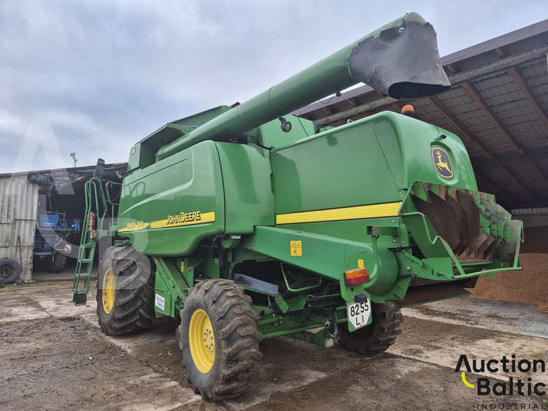 John Deere 9540 - Pemanen gabungan: gambar 4 John Deere 9540 - Pemanen gabungan: gambar 4