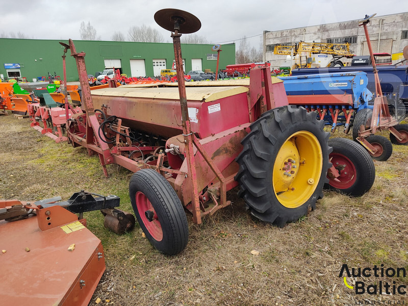 Juko - Peralatan menabur: gambar 4 Juko - Peralatan menabur: gambar 4