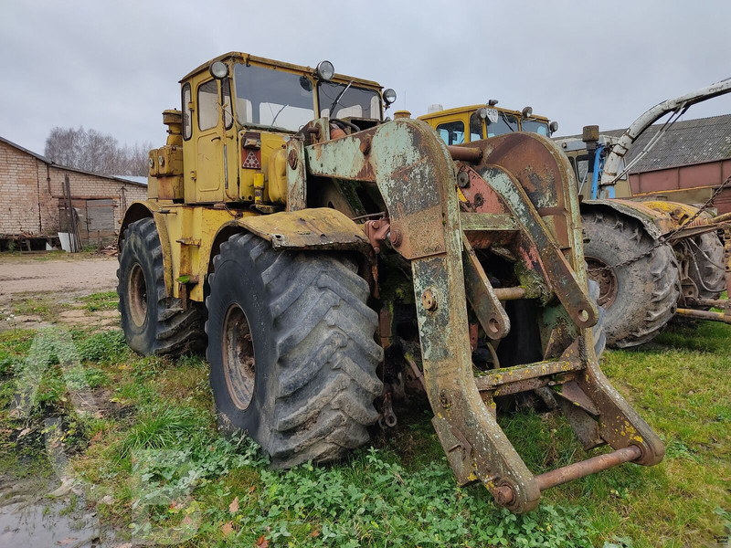 KIROVETS K 701 - Traktor: gambar 3 KIROVETS K 701 - Traktor: gambar 3