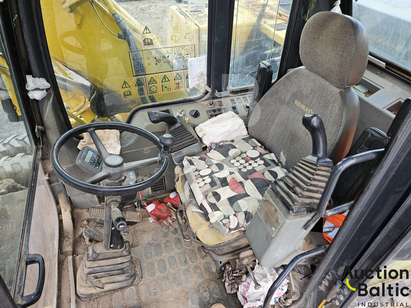 Komatsu PW130ES-6K - Ekskavator roda: gambar 5 Komatsu PW130ES-6K - Ekskavator roda: gambar 5