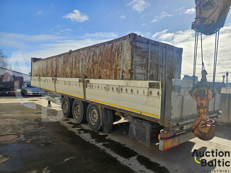 Krone SD - Semi-trailer dengan terpal samping: gambar 4 Krone SD - Semi-trailer dengan terpal samping: gambar 4