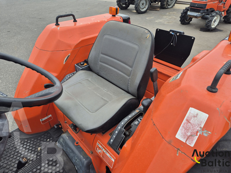 Kubota GL 29 - Traktor: gambar 5 Kubota GL 29 - Traktor: gambar 5