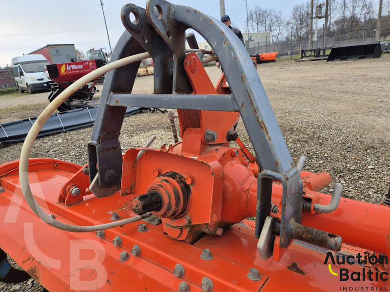 Kubota R 15T - Garu putar: gambar 5 Kubota R 15T - Garu putar: gambar 5
