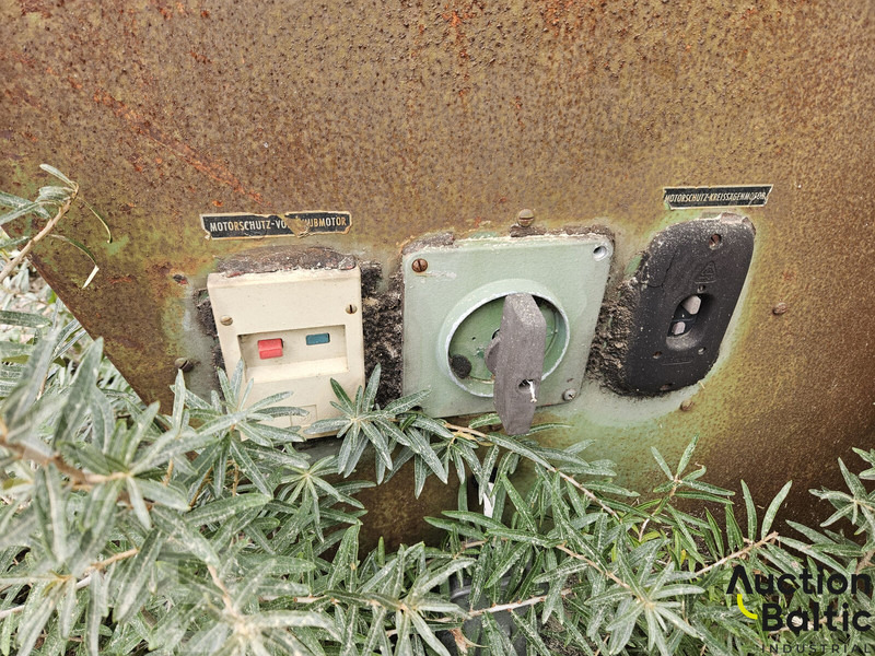 Kurt Honerloh - Log splitter: gambar 3 Kurt Honerloh - Log splitter: gambar 3