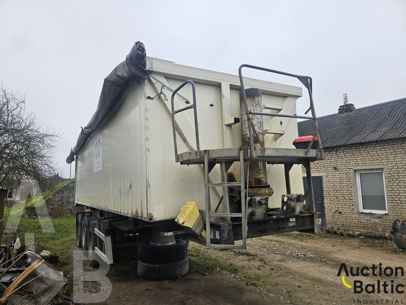 Langendorf - Semi-trailer dengan terpal samping: gambar 2 Langendorf - Semi-trailer dengan terpal samping: gambar 2