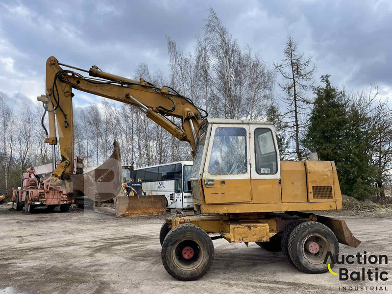 Liebherr A 900 C - Ekskavator roda: gambar 1 Liebherr A 900 C - Ekskavator roda: gambar 1