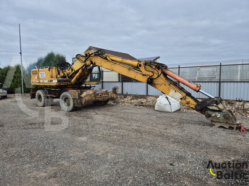 Liebherr A 902 Litronic - Ekskavator roda: gambar 1 Liebherr A 902 Litronic - Ekskavator roda: gambar 1