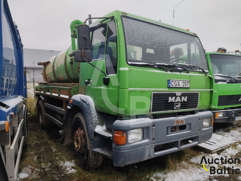 MAN 15.163 - Truk vakum: gambar 2 MAN 15.163 - Truk vakum: gambar 2