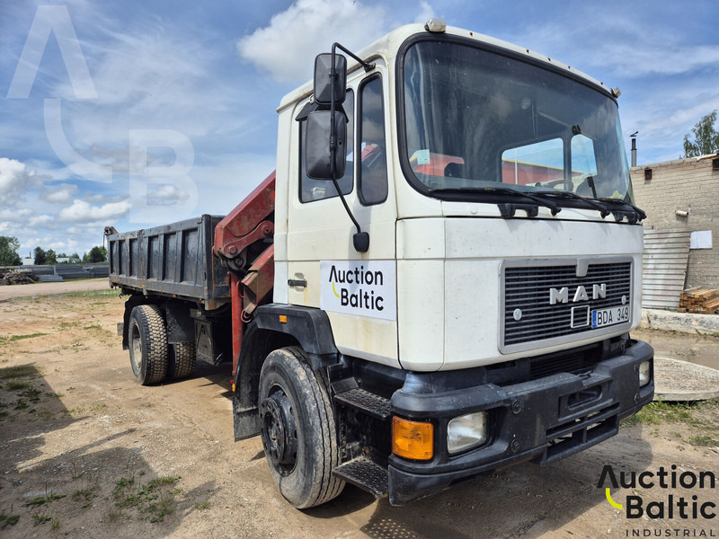 MAN 19.322 - Truk jungkit: gambar 1 MAN 19.322 - Truk jungkit: gambar 1