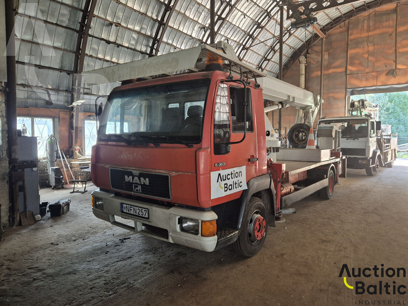 MAN 8.163 - Platform udara yang dipasang di truk: gambar 1 MAN 8.163 - Platform udara yang dipasang di truk: gambar 1