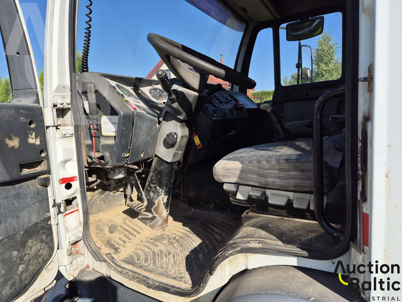 MAN L87PP18K10C - Truk pengangkut mobil, Truk derek: gambar 5 MAN L87PP18K10C - Truk pengangkut mobil, Truk derek: gambar 5