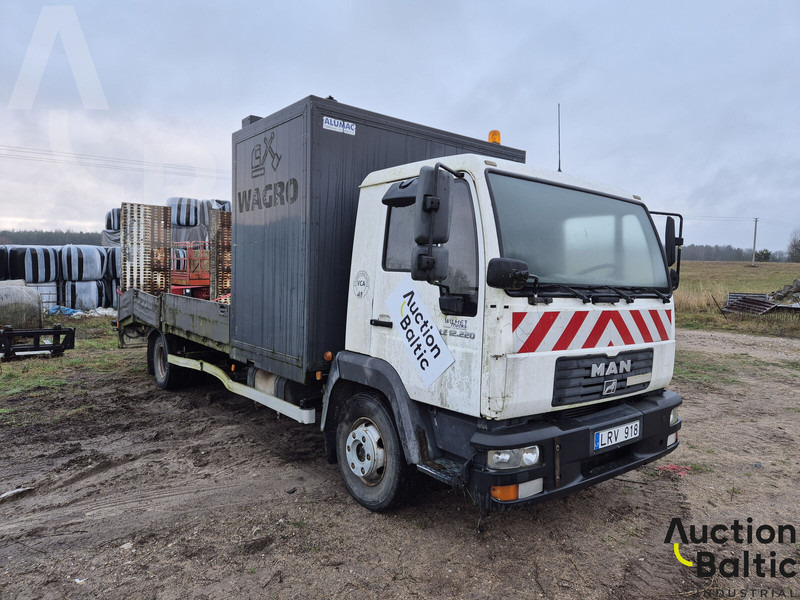 MAN LE 12.220 - Truk flatbed: gambar 2 MAN LE 12.220 - Truk flatbed: gambar 2