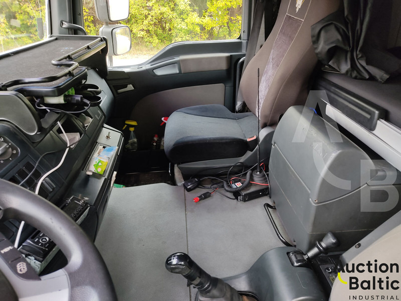 Truk pengangkut mobil MAN TGL8.240: gambar 7