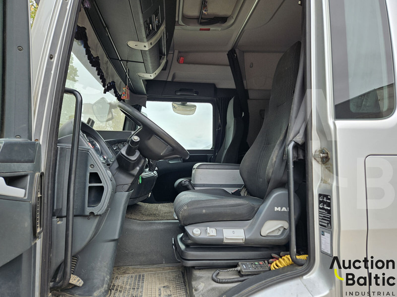 MAN TGL8.250 - Truk dengan terpal samping: gambar 5 MAN TGL8.250 - Truk dengan terpal samping: gambar 5