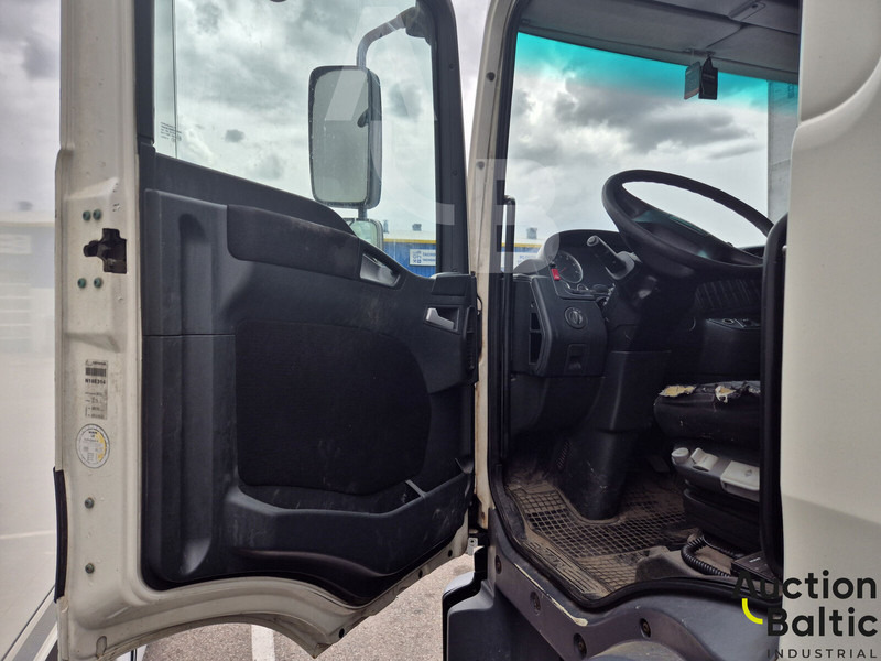 MAN TGM18.290 - Truk berpendingin: gambar 5 MAN TGM18.290 - Truk berpendingin: gambar 5