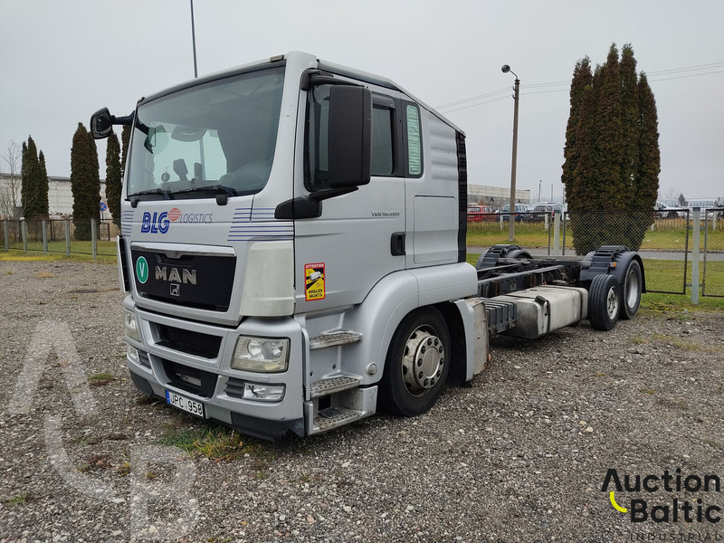 MAN TGS18.400 - Truk sasis: gambar 1 MAN TGS18.400 - Truk sasis: gambar 1