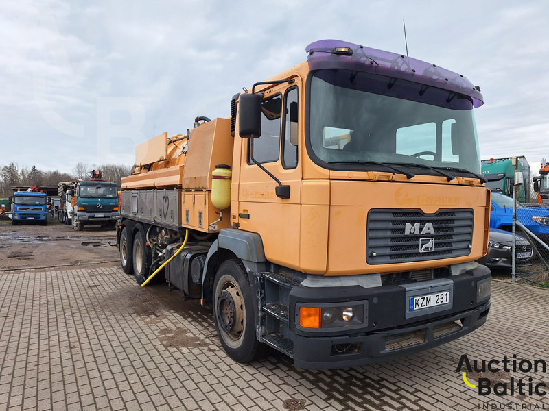 MAN TGS200 - Truk vakum: gambar 2 MAN TGS200 - Truk vakum: gambar 2