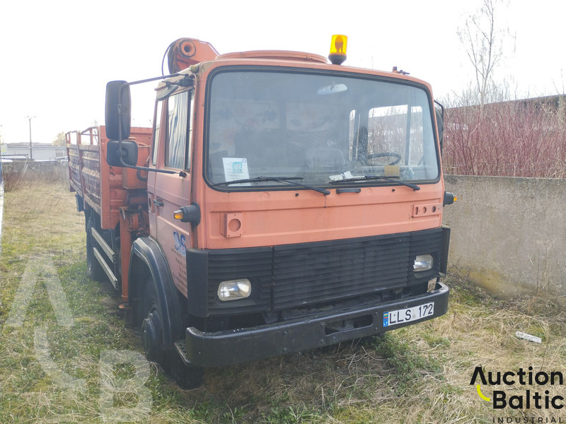 Magirus 168 M 11 - Truk jungkit, Truk derek: gambar 2 Magirus 168 M 11 - Truk jungkit, Truk derek: gambar 2