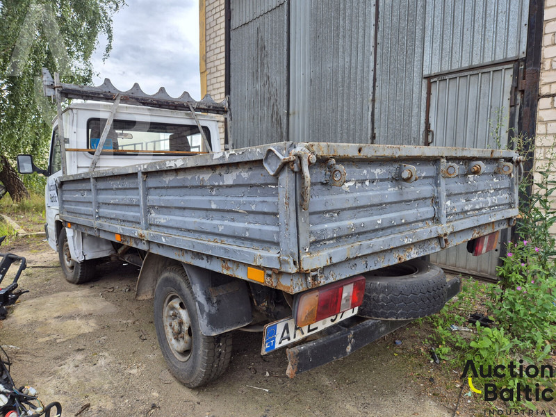 Mercedes-Benz 100-serie 100 D - Van flatbed: gambar 3 Mercedes-Benz 100-serie 100 D - Van flatbed: gambar 3