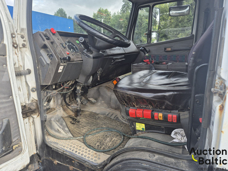 Mercedes-Benz 1117 - Truk flatbed: gambar 5 Mercedes-Benz 1117 - Truk flatbed: gambar 5