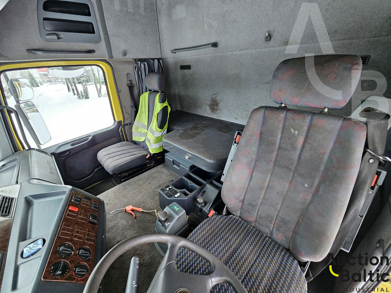 Mercedes-Benz 1831 - Truk jungkit: gambar 5 Mercedes-Benz 1831 - Truk jungkit: gambar 5