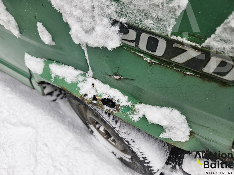 Van kecil Mercedes-Benz 207D: gambar 10 Van kecil Mercedes-Benz 207D: gambar 10