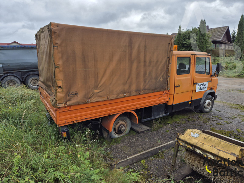 Mercedes-Benz 609 D - Truk dengan terpal samping: gambar 4 Mercedes-Benz 609 D - Truk dengan terpal samping: gambar 4