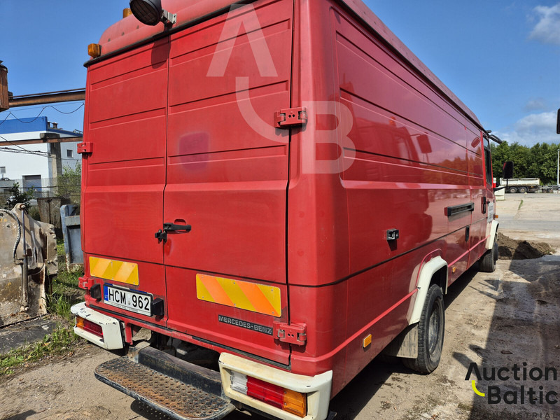 Mercedes-Benz 711 D - Van kecil: gambar 5 Mercedes-Benz 711 D - Van kecil: gambar 5