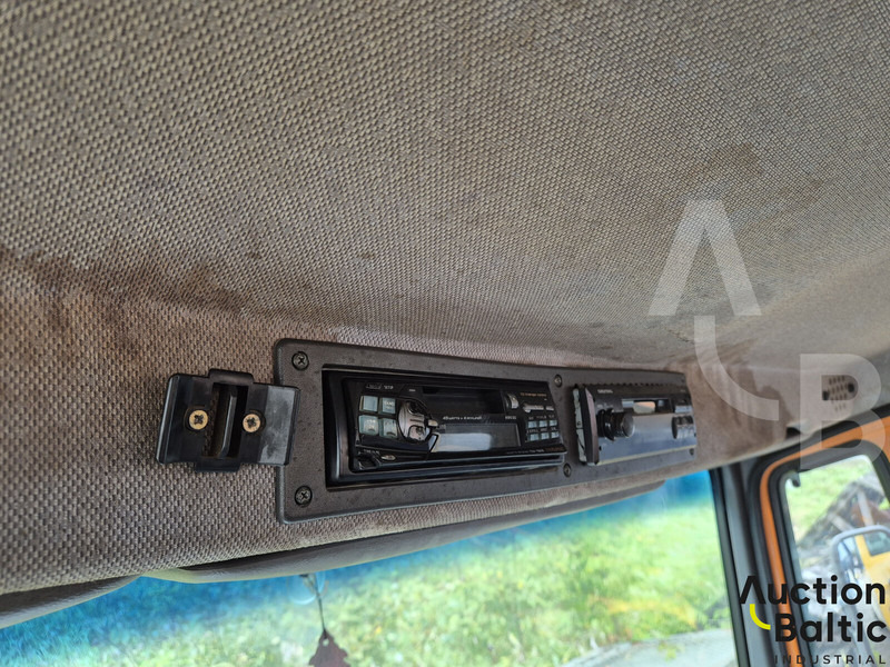 Truk jungkit Mercedes-Benz 814: gambar 9 Truk jungkit Mercedes-Benz 814: gambar 9