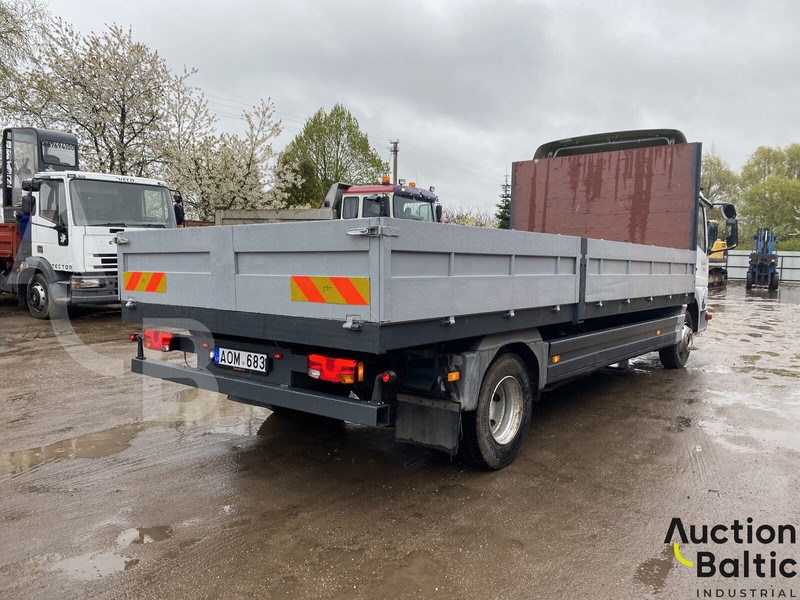 Mercedes-Benz 815 - Truk flatbed: gambar 4 Mercedes-Benz 815 - Truk flatbed: gambar 4