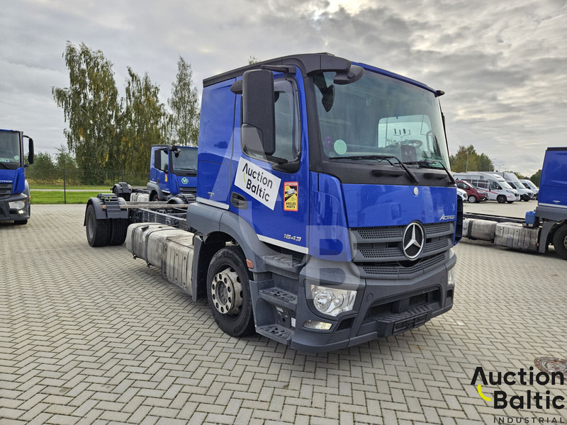 Mercedes-Benz Actros 1843 - Truk sasis: gambar 1 Mercedes-Benz Actros 1843 - Truk sasis: gambar 1