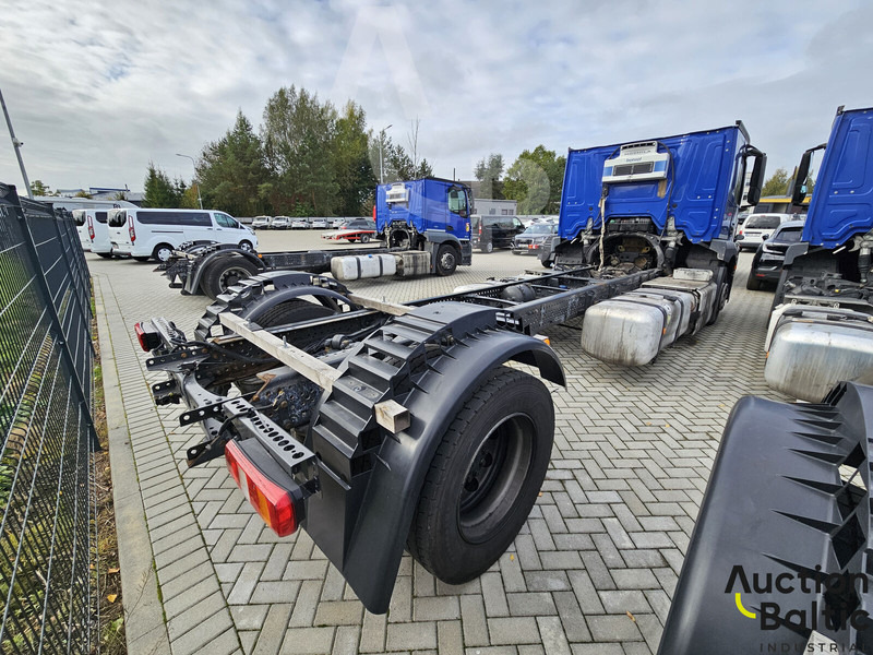 Mercedes-Benz Actros 1843 - Truk sasis: gambar 4 Mercedes-Benz Actros 1843 - Truk sasis: gambar 4