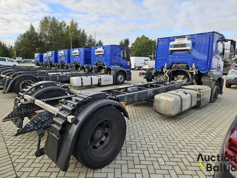 Mercedes-Benz Actros 1843 - Truk sasis: gambar 2 Mercedes-Benz Actros 1843 - Truk sasis: gambar 2